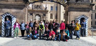 a781c9e4-67e0-413a-84e3-6d3d8ad5ca0c